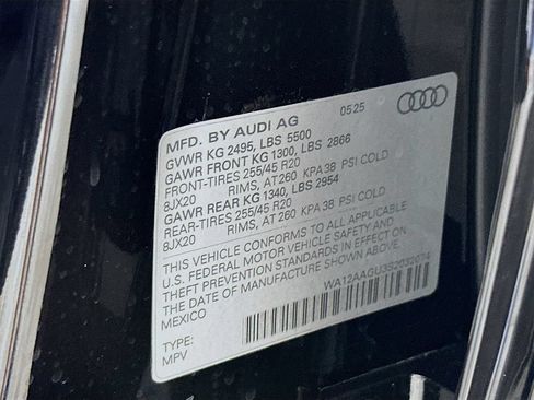 Used 2025 Audi Q5 Premium Plus AWD/4WD image 27