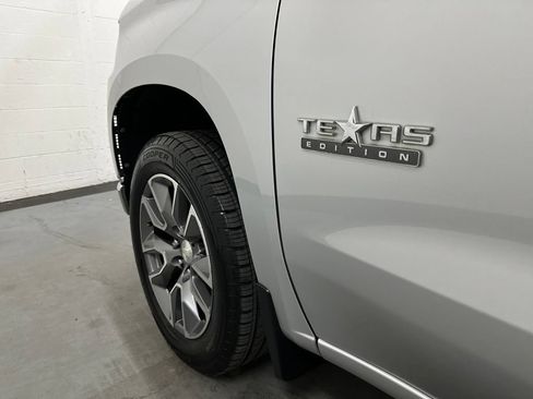 Used 2019 Chevrolet Silverado 1500 LT w/ Texas Edition RWD image 19