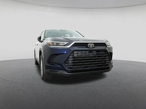 New 2026 Toyota Grand Highlander XLE image 30
