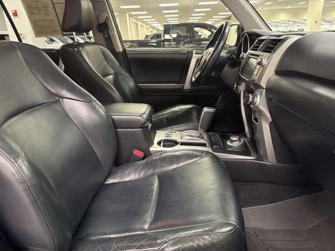Used 2013 Toyota 4Runner Limited image 11