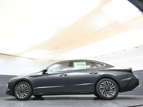 New 2026 Hyundai Sonata Limited image 40