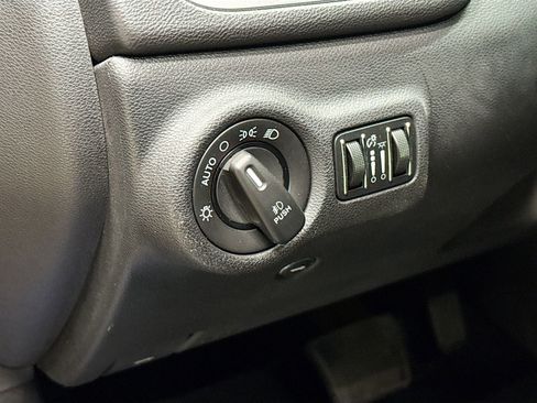 Used 2013 Dodge Dart SXT image 13