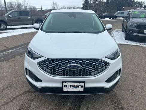 Used 2023 Ford Edge SEL w/ Convenience Package image 2