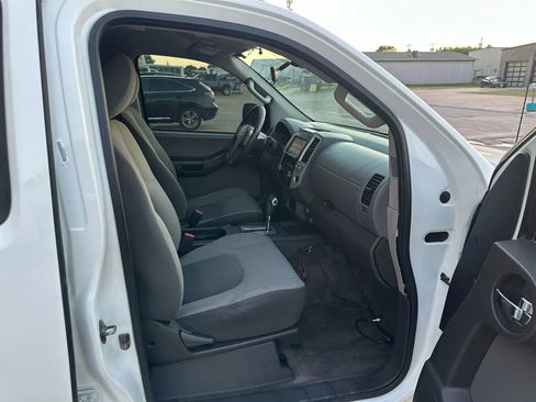 Used 2014 Nissan Xterra X image 13