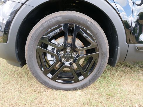 Used 2025 Kia Telluride SX X-Line image 13