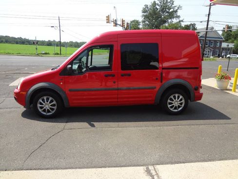 Used 2010 Ford Transit Connect XLT FWD image 3