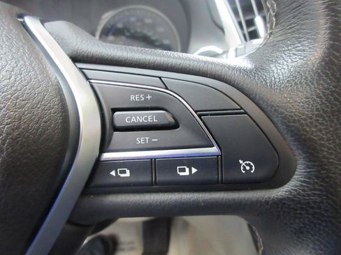 Used 2019 INFINITI Q50 Signature Edition AWD/4WD image 18