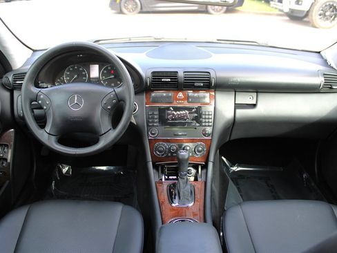 Used 2007 Mercedes-Benz C 280 4MATIC Sedan image 11