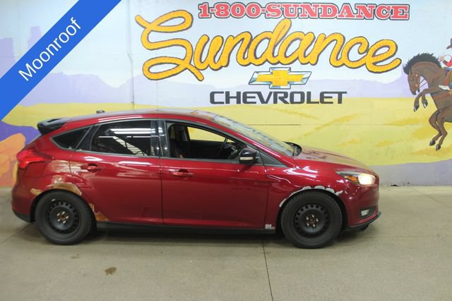 Used 2016 Ford Focus SE w/ Equipment Group 201A FWD image 1