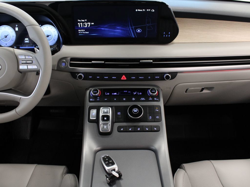 Used 2023 Hyundai Palisade Calligraphy w/ Winter Package FWD image 28