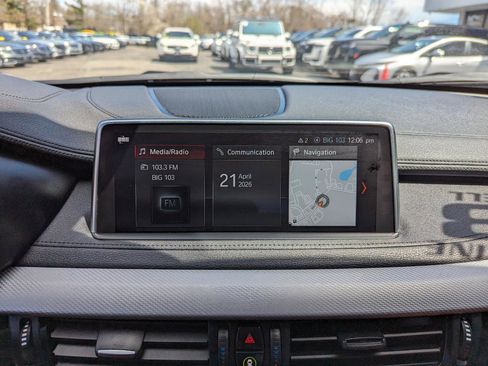 Used 2018 BMW X6 xDrive50i w/ M Sport Package AWD/4WD image 21