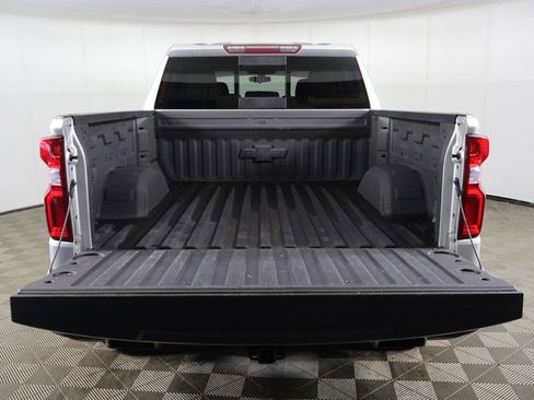 Used 2021 Chevrolet Silverado 1500 LT Trail Boss w/ Convenience Package II AWD/4WD image 15