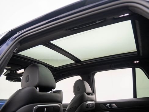 New 2026 BMW X5 xDrive40i w/ M Sport Package AWD/4WD image 19