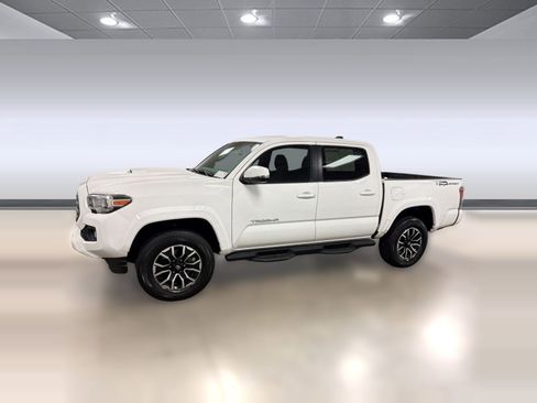 Used 2022 Toyota Tacoma TRD Sport w/ Technology Package RWD image 17