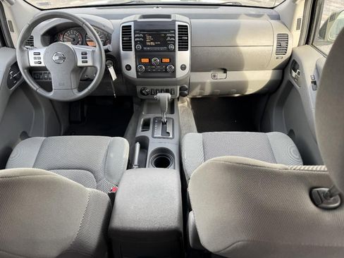 Used 2014 Nissan Frontier SV w/ SV Value Truck Package image 11