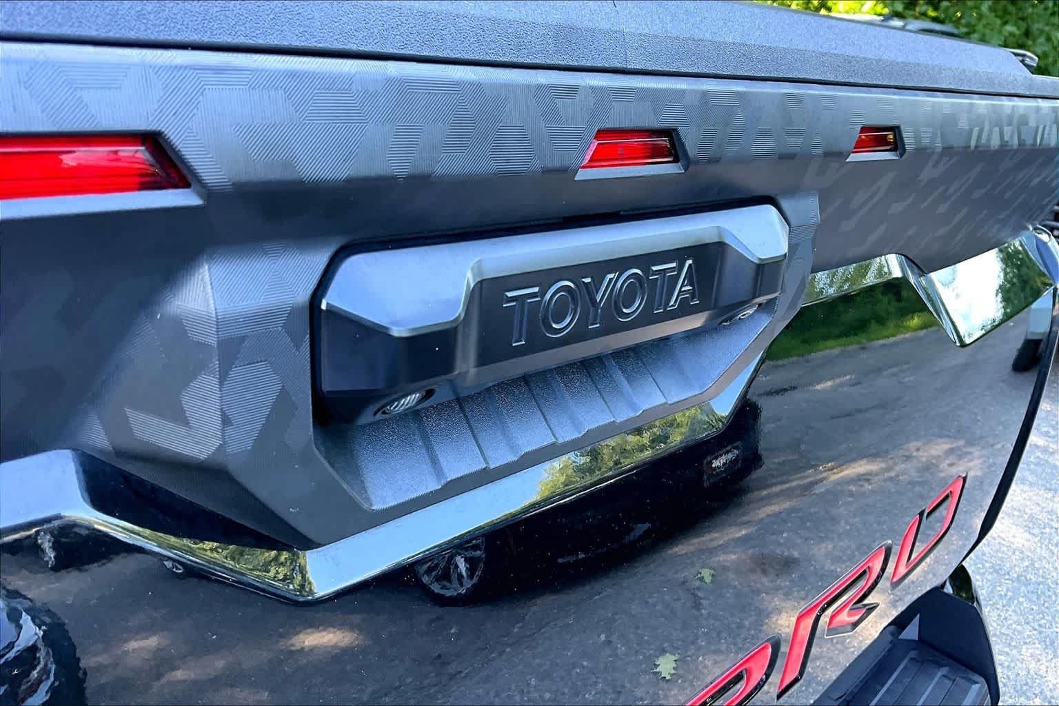 Certified 2024 Toyota Tundra TRD Pro AWD/4WD image 30
