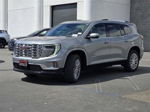 New 2026 GMC Acadia Denali w/ Super Cruise Package image 8