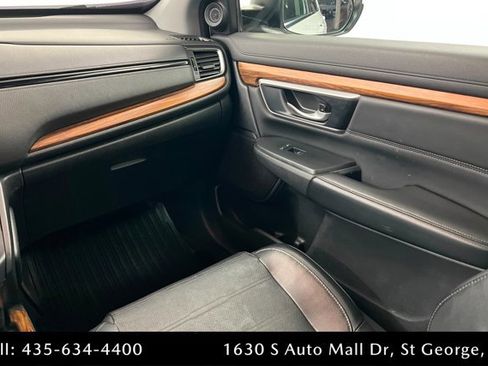 Used 2020 Honda CR-V Touring image 10