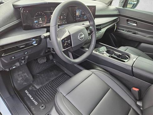 Used 2025 Nissan Murano SV AWD/4WD image 3