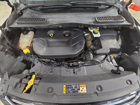 Used 2015 Ford Escape Titanium w/ Equipment Group 301A AWD/4WD image 28