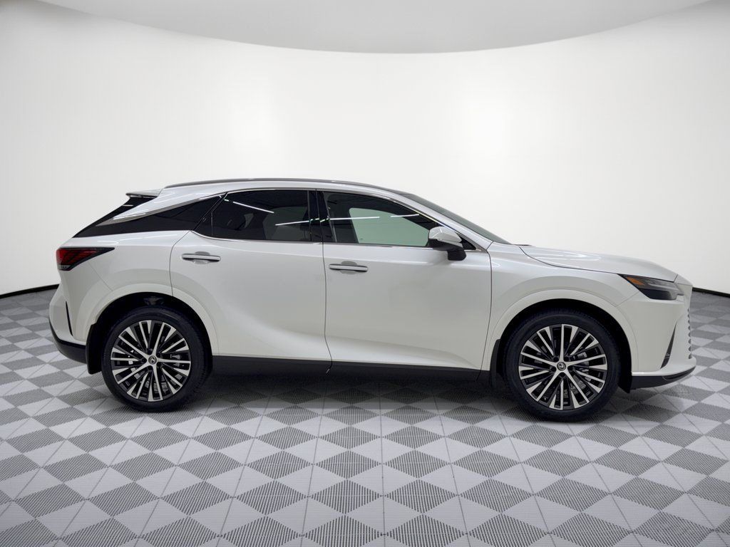 Used 2023 Lexus RX 350 w/ Accessory Package (Z1) AWD/4WD image 8