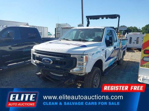 Used 2020 Ford F250 XL w/ Power Equipment Group AWD/4WD image 4