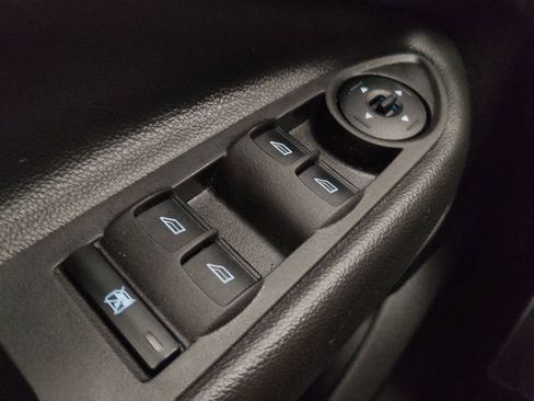 Used 2016 Ford Escape SE w/ Equipment Group 201A AWD/4WD image 27