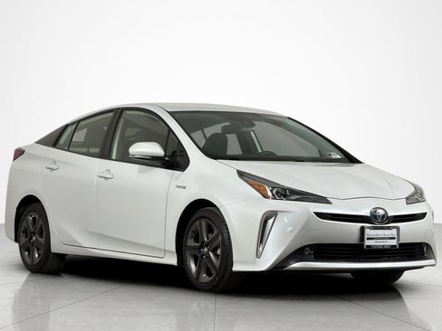Used 2022 Toyota Prius XLE FWD image 7