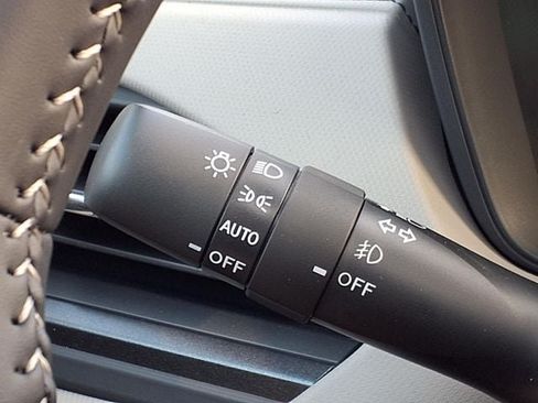 New 2026 Subaru Forester Touring AWD/4WD image 13
