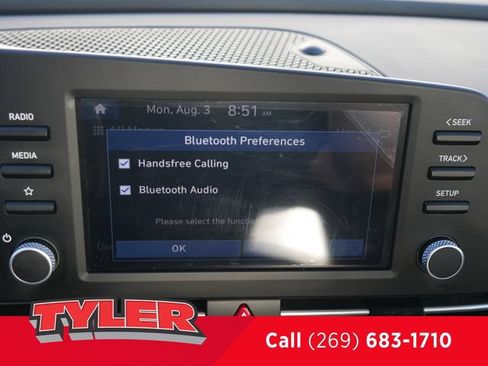 Used 2022 Hyundai Elantra SEL FWD image 43