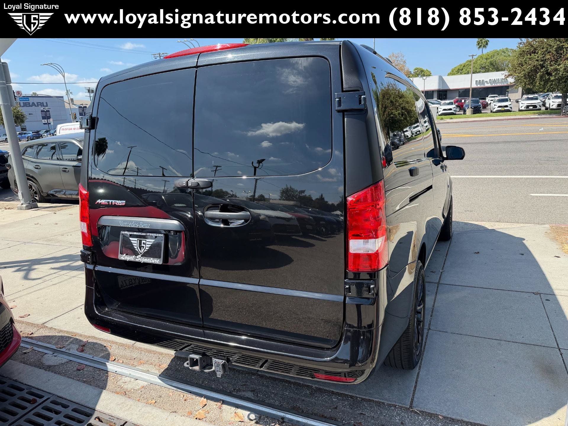 Used 2022 Mercedes-Benz Metris image 7