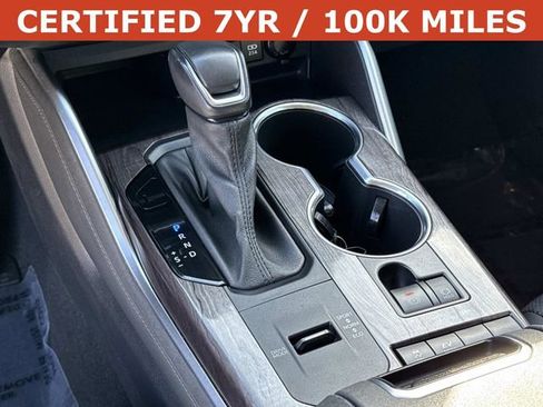 Used 2021 Toyota Highlander Platinum FWD image 23