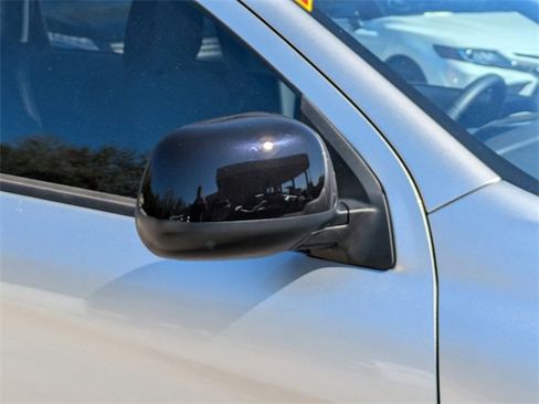 Used 2025 Mitsubishi Outlander Sport LE image 12