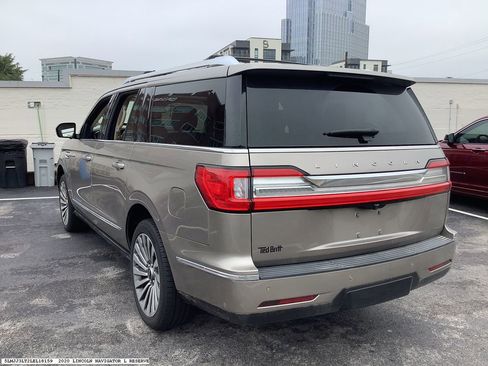 Used 2020 Lincoln Navigator L Reserve w/ Luxury Package AWD/4WD image 4