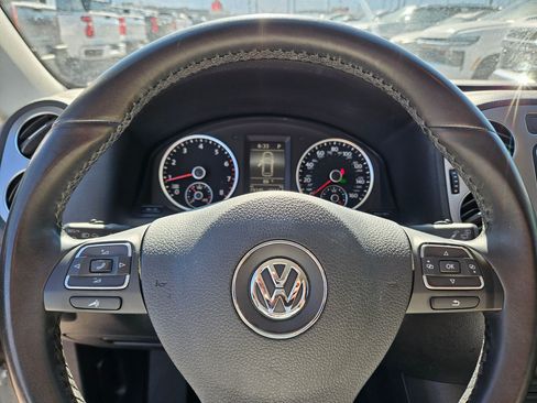 Used 2017 Volkswagen Tiguan S AWD/4WD image 20