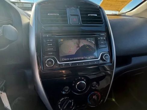 Used 2016 Nissan Versa Note SV image 6