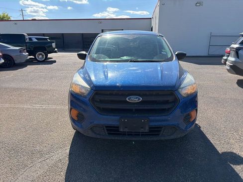 Used 2018 Ford Escape S image 2