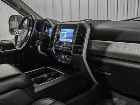 Used 2021 Ford F250 Lariat image 12