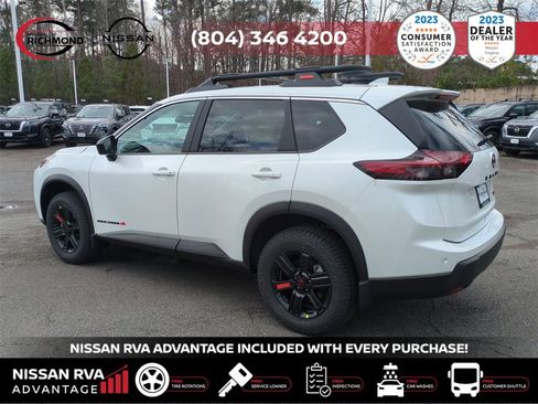 New 2025 Nissan Rogue SV image 7