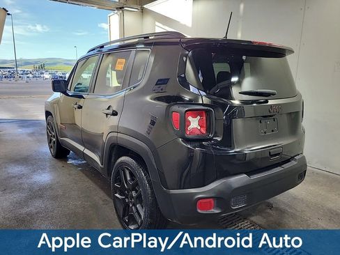 Used 2020 Jeep Renegade Latitude image 3