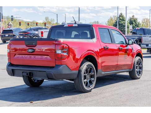 Used 2025 Ford Maverick XLT w/ XLT Luxury Package image 3