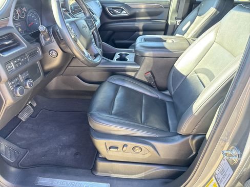 Certified 2021 Chevrolet Tahoe Z71 w/ Luxury Package image 10