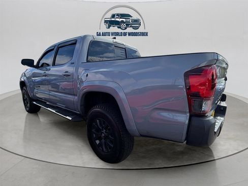 Used 2020 Toyota Tacoma SR5 image 11