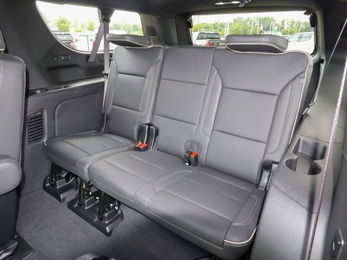 New 2026 GMC Yukon XL Elevation AWD/4WD image 13