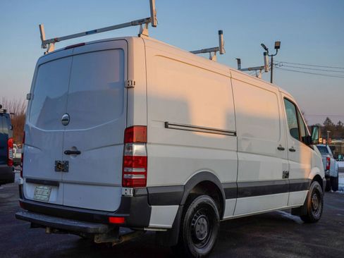 Used 2017 Freightliner Sprinter 2500 w/ Convenience Package RWD image 6
