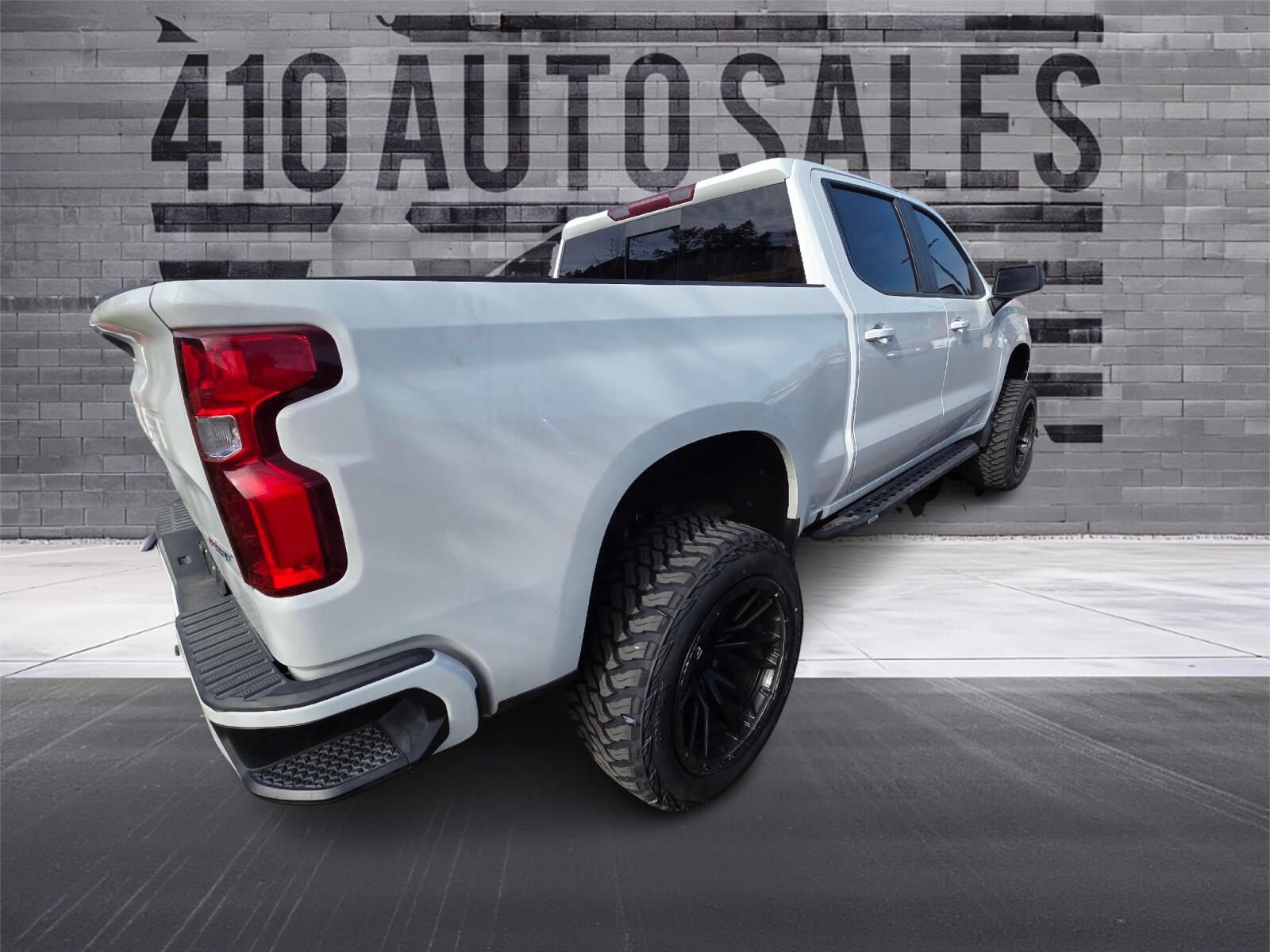 Used 2022 Chevrolet Silverado 1500 RST AWD/4WD image 6