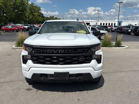Used 2024 Chevrolet Silverado 1500 Custom w/ LPO, Dark Essentials Package AWD/4WD image 8