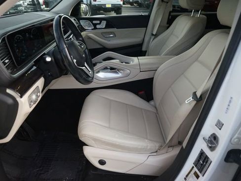 Used 2021 Mercedes-Benz GLS 450 4MATIC image 9
