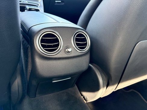 Used 2019 Mercedes-Benz E 300 image 26