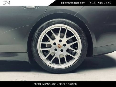 Used 2014 Porsche Panamera 4 AWD/4WD image 46